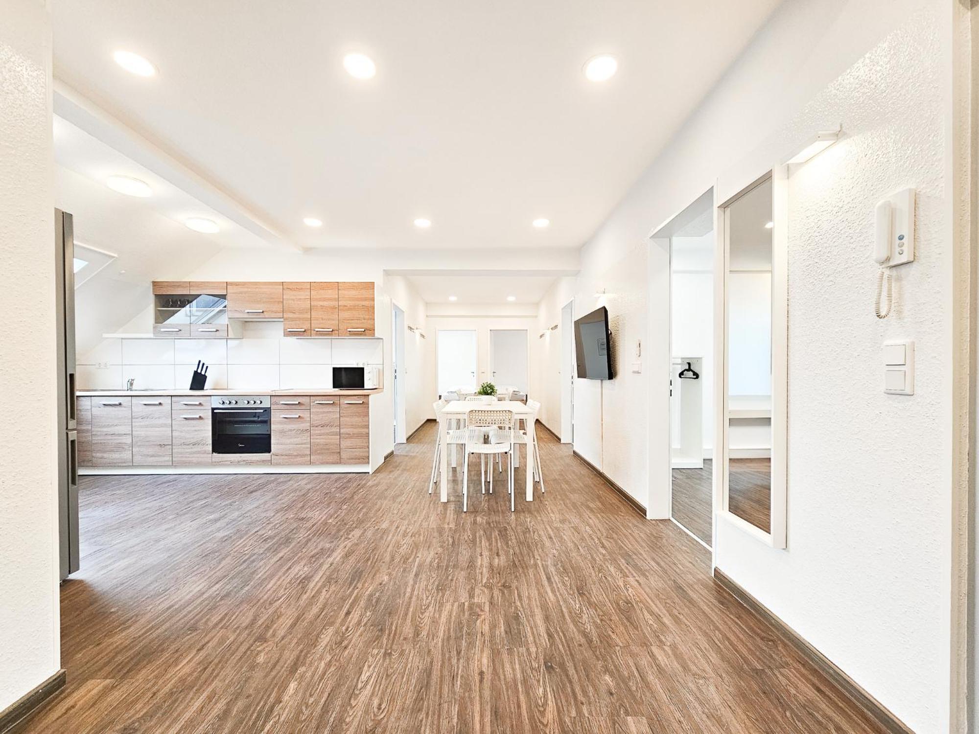 Raj Living - City Center Apartments With 5 Rooms - 10 Min Messe Dus 杜塞尔多夫 外观 照片